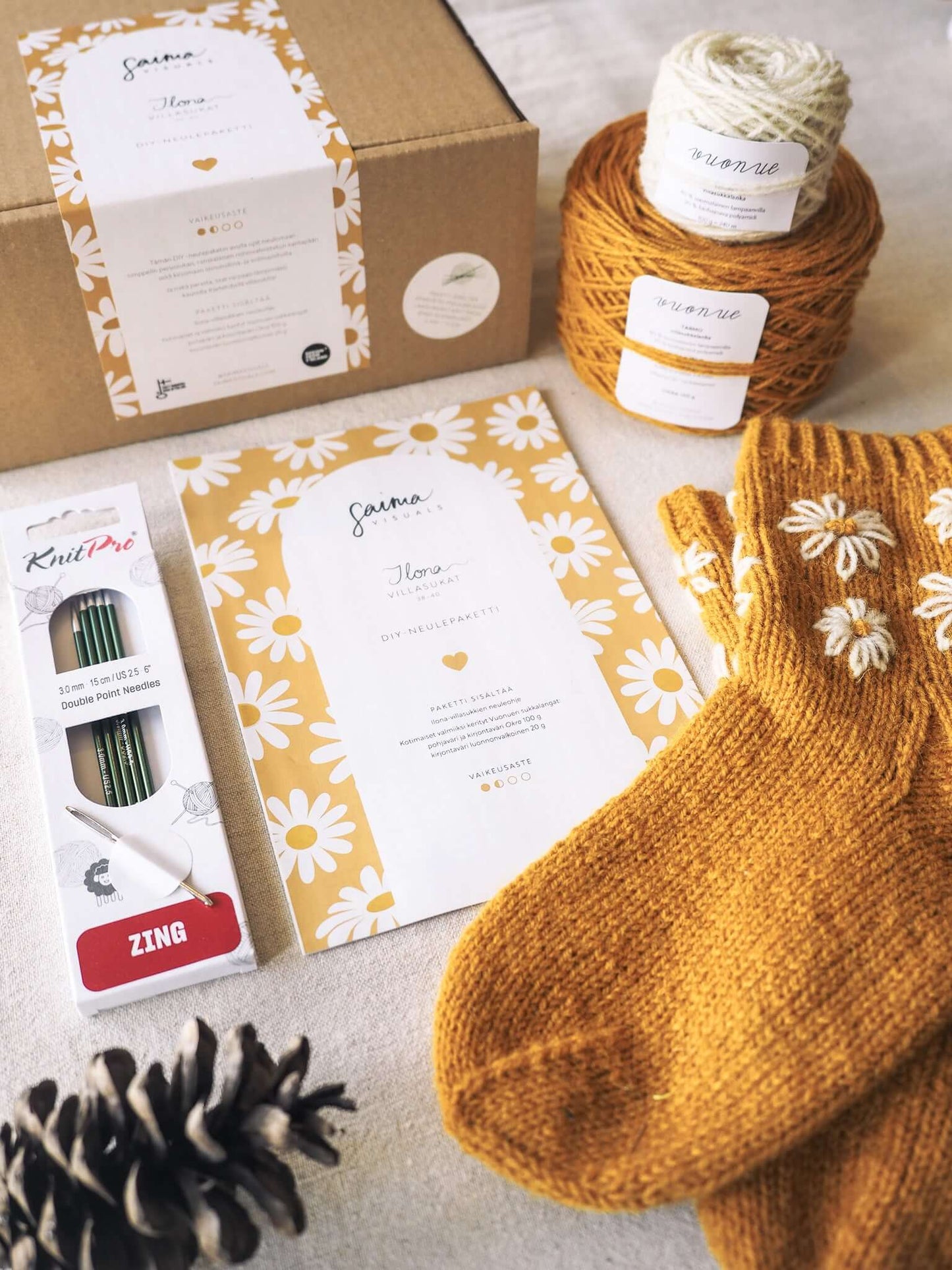 DIY-neulepaketti | Ilona-villasukat