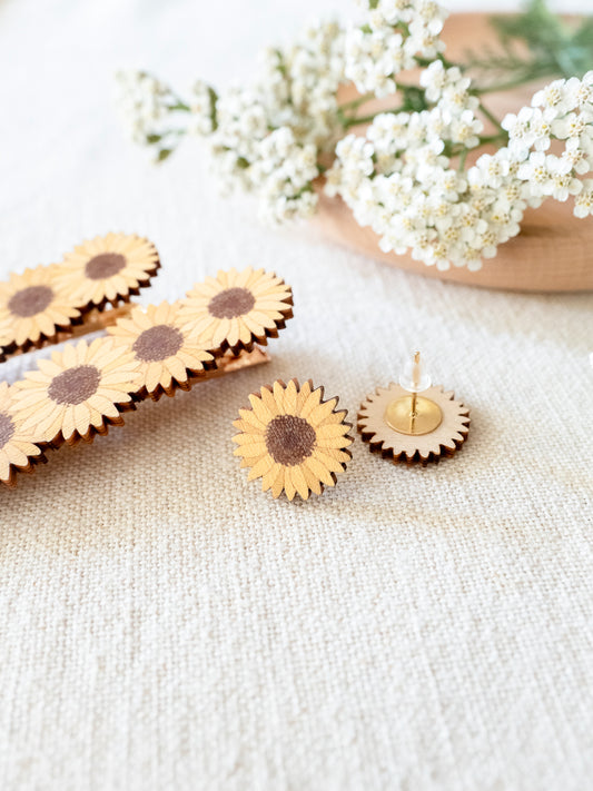 Meeri -nappikorvakorut