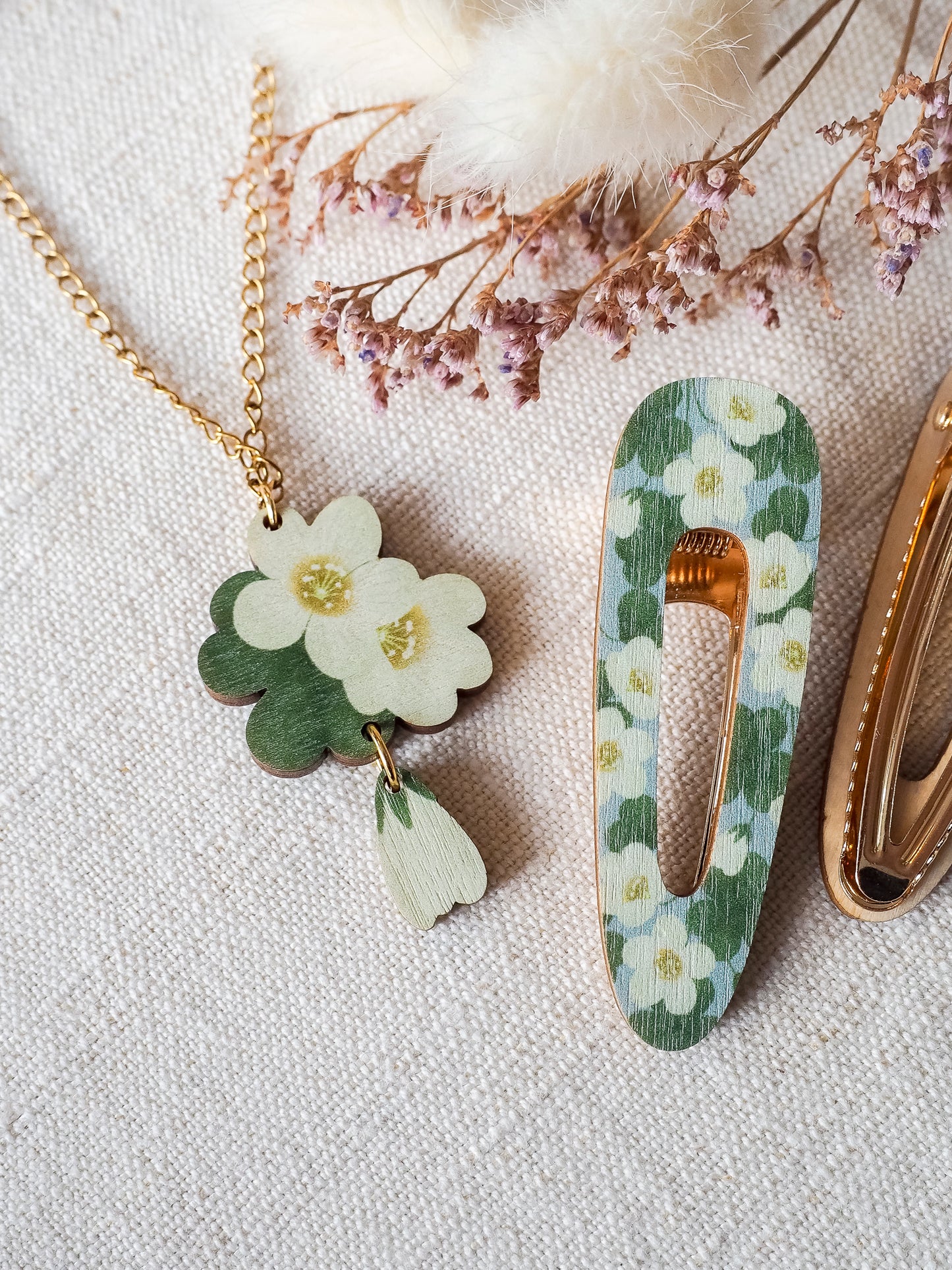 Ketunleipä -kaulakoru